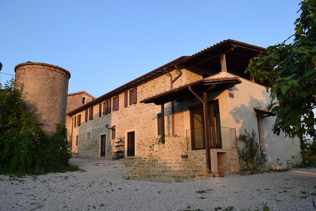 Agriturismo Terra Selvatica Valfabbrica Εξωτερικό φωτογραφία